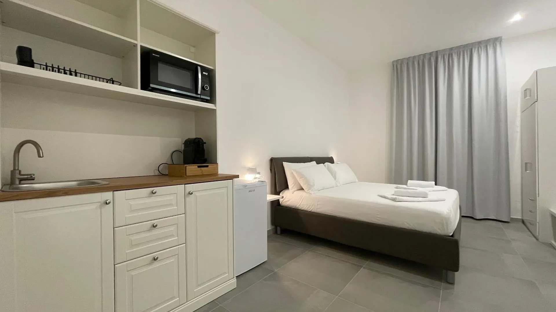 Apartment B&B Stazione Nord Busto Arsizio Italy