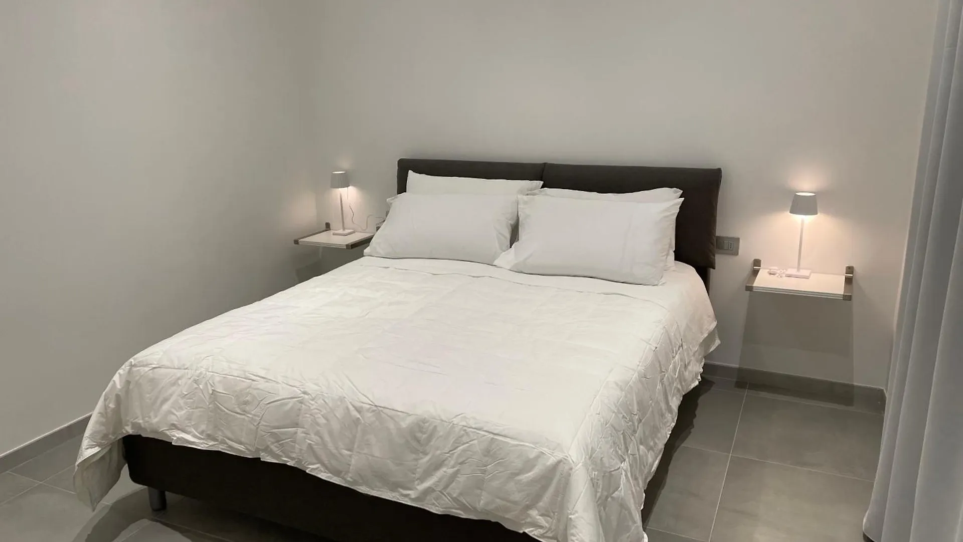 B&B Stazione Nord Busto Arsizio 0*,  Italy